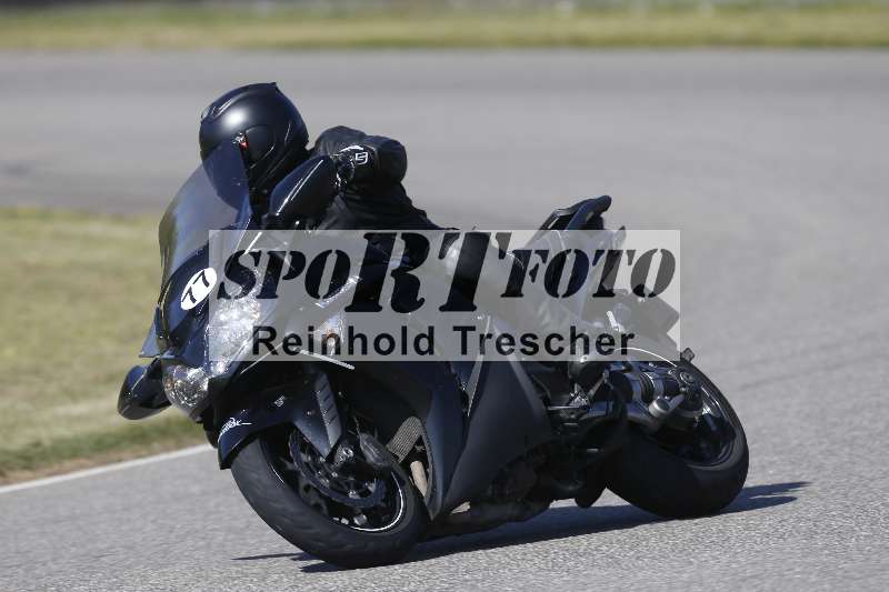 /01 02.04.2026 MAZ ADR/Gruppe gelb Gruppe gruen/77